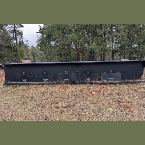 84" x 156" Downdraft CNC Table (3 available) - Image 5