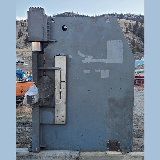 225 Ton, Haco #ERMS36225, CNC Press Brake, 12' overall, 124" Between Housing, 12" Throat, 8" Stroke, 575 V. - Image 2