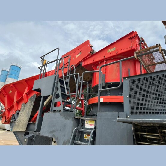 Sandvik #QH441, Mobile Cone Crusher, 8,000 Machine Hrs, 9,985 Engine Hrs, 2016 - Image 7