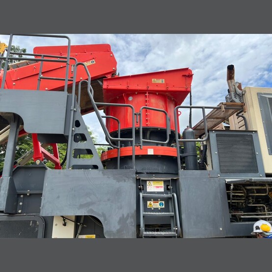 Sandvik #QH441, Mobile Cone Crusher, 8,000 Machine Hrs, 9,985 Engine Hrs, 2016 - Image 9