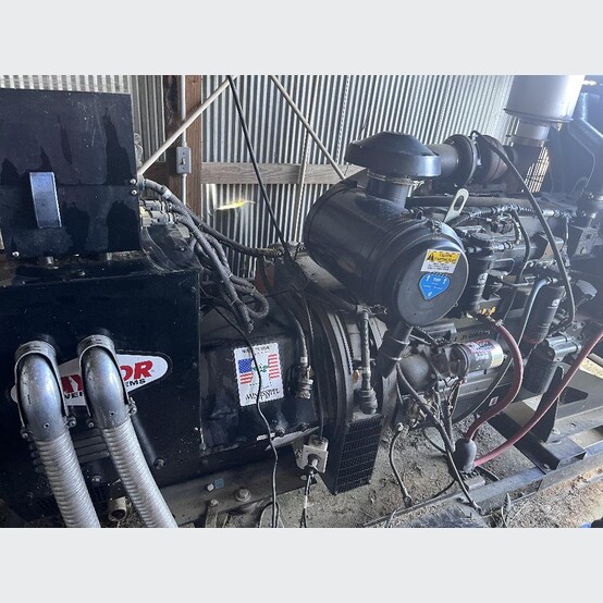 185 KW Taylor #TA185J, Diesel Generator, 120/240 Volts, John Deere engine, 1800 RPM, 500-gallon fuel tank - Image 1