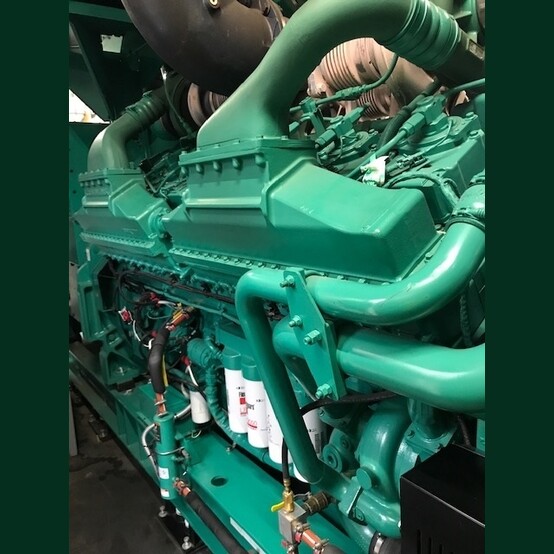 2250 KW Cummins #DQKAF, Diesel Generator, 277/480 Volts, 3280 HP engine, 1800 RPM, 3000 amp circuit breaker - Image 6