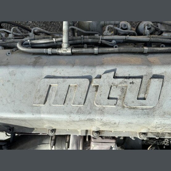 250 KW MTU #DS250, Diesel Generator, 120/208 Volt, 418 HP MTU engine, 1800 RPM, 1000 amp Square D main - Image 9