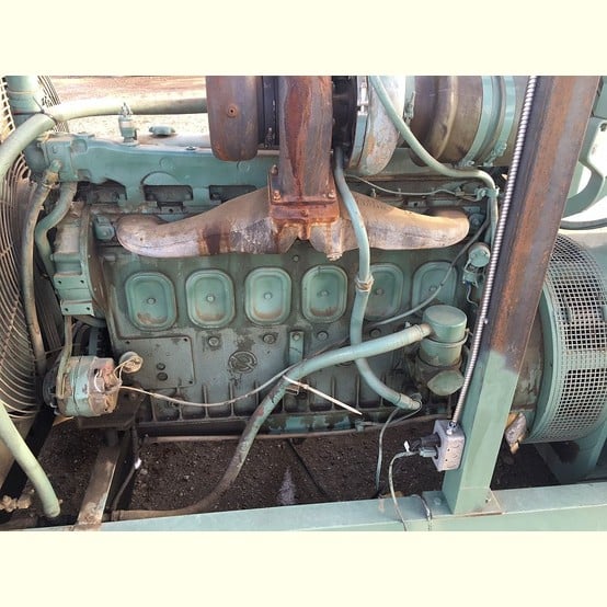 230 KW Detroit Diesel, Diesel Generator, 480 Volt, 1800 RPM, 1999 - Image 1