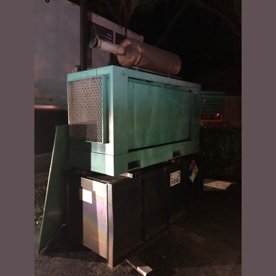 30 KW Cummins Onan #30.0DL6-15R, Diesel Generator, 208/480 Volts, 1800 RPM, 200-gallon DW fuel tank, 3330 - Image 2