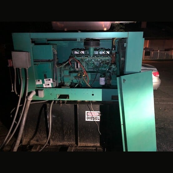 30 KW Cummins Onan #30.0DL6-15R, Diesel Generator, 208/480 Volts, 1800 RPM, 200-gallon DW fuel tank, 3330 - Image 3