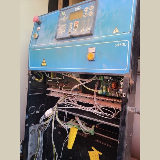 350 KW Triton, Diesel Generator, 240/480 Volts, 1800 RPM, autostar control panel, 1000-gallon base fuel tank - Image 9