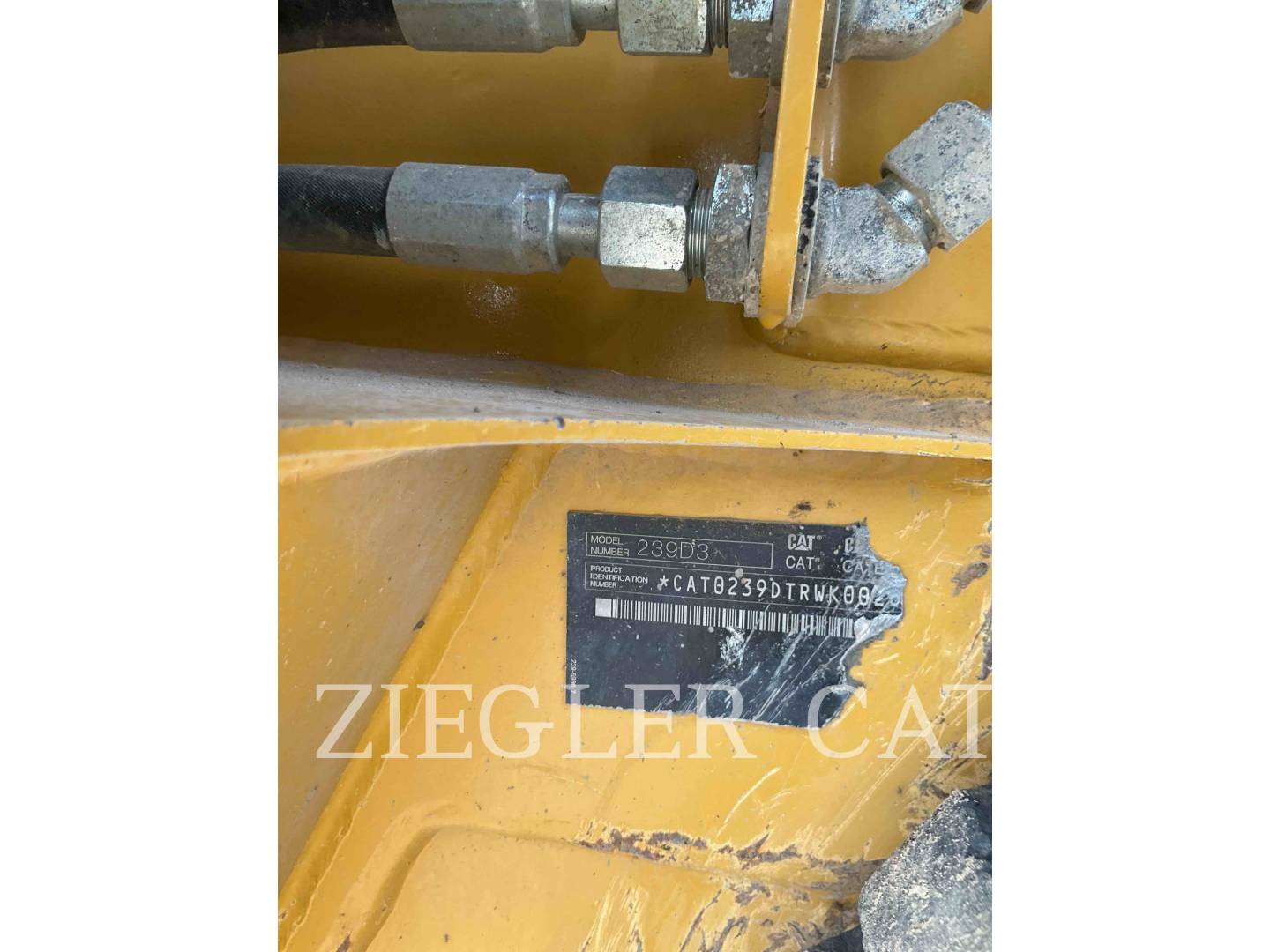 Caterpillar 239D3, 1965 hours, S/N: RWK00269, 2023 - Image 6