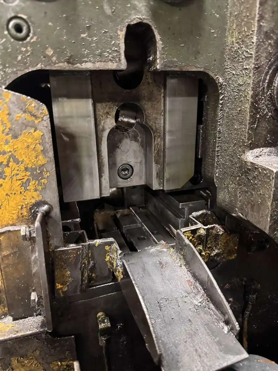 .187" - 1.50" Haven #871, dual blade shear tube cut off, 20' infeed, assorted tooling - Image 6