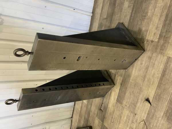 10" x 35-1/4" x 15-3/4" Angle platess, 2" plate face thickness (2 available) - Image 1