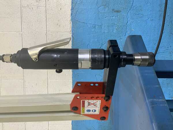 Palmgren #9680401, shop tap tapping arm, 62" arm reach, 700 RPM, on portable table - Image 5