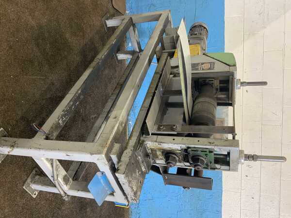 Yoder #M2, rollformer head & outboard, 2' shaft diameter, 20" roll space, 2 HP, dimpling rolls on machine - Image 1