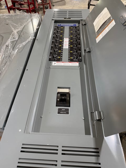 400 Amp. Square D, Panelboard, 208Y/120 Volt or 480Y/277 Volt - Image 1