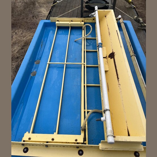 Action Instruments Mining #M10, 8 TPH Hydraulic Wave Table, Gold Concentrating Table, -40 Mesh Feed - Image 4