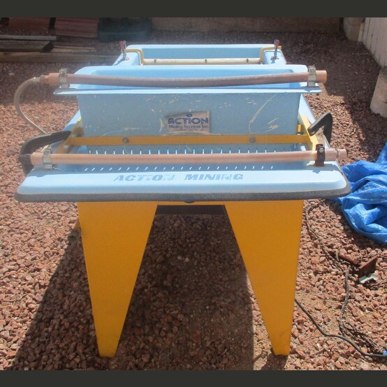 Action Instruments Mining #M7, 1,500 to 2,500 lb/hr Wave Table, Gold Concentrating Table - Image 3