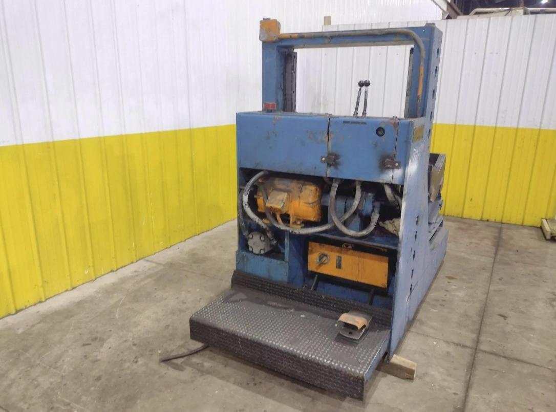 20000 lb. Deltec, hydraulic coil car, 48" wide, self-contained, w/elevation - Image 2