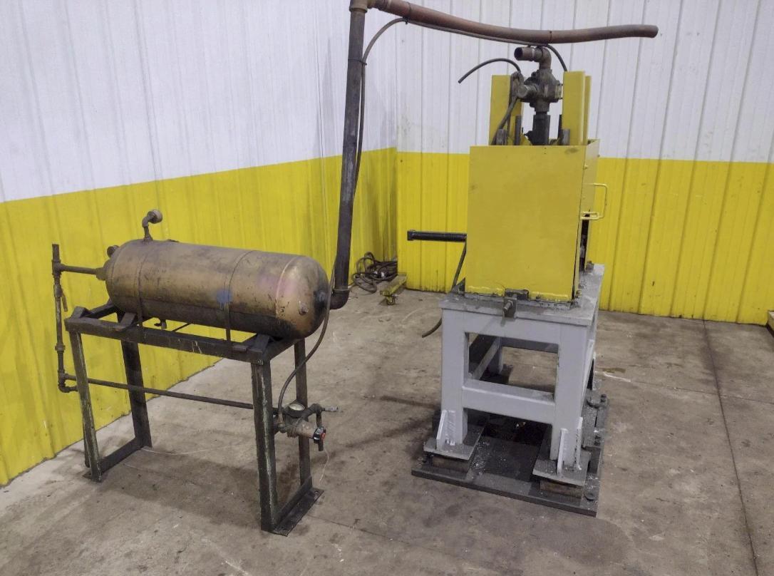 7 Ton, Ardcor, pneumatic 4-post cut-off press - Image 1