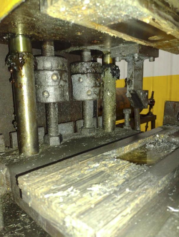 7 Ton, Ardcor, pneumatic 4-post cut-off press - Image 9