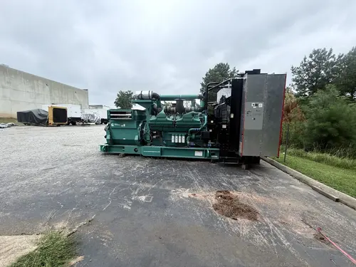 2250 KW Cummins #DQKH, diesel generator set, 480 Volts, 3-phase, 740 hours, 1800 RPM, QSK60-G9 engine, EPA - Image 2