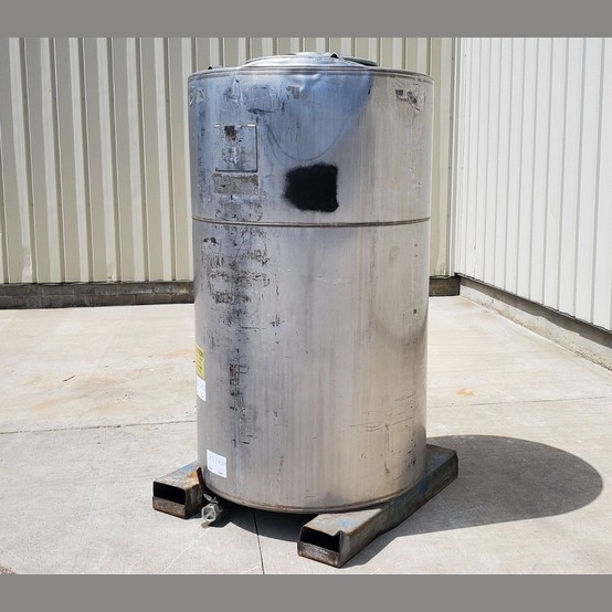 475 gallon Stainless Steel portable tank, 42" diameter x 6' tall, flat bottom, 2" drain - Image 2