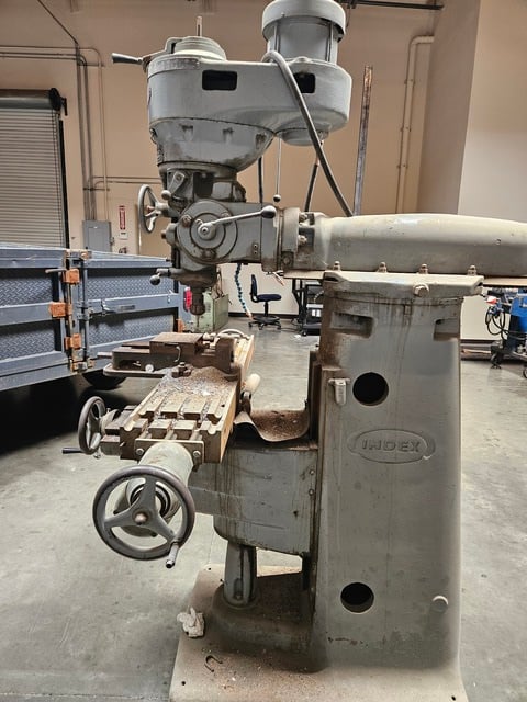Wells-Index #745, Vertical Knee Mill, 9" x 46" table, 1.5 HP, 2850 RPM, 220/440 Volts, 3PH, 1973 - Image 4