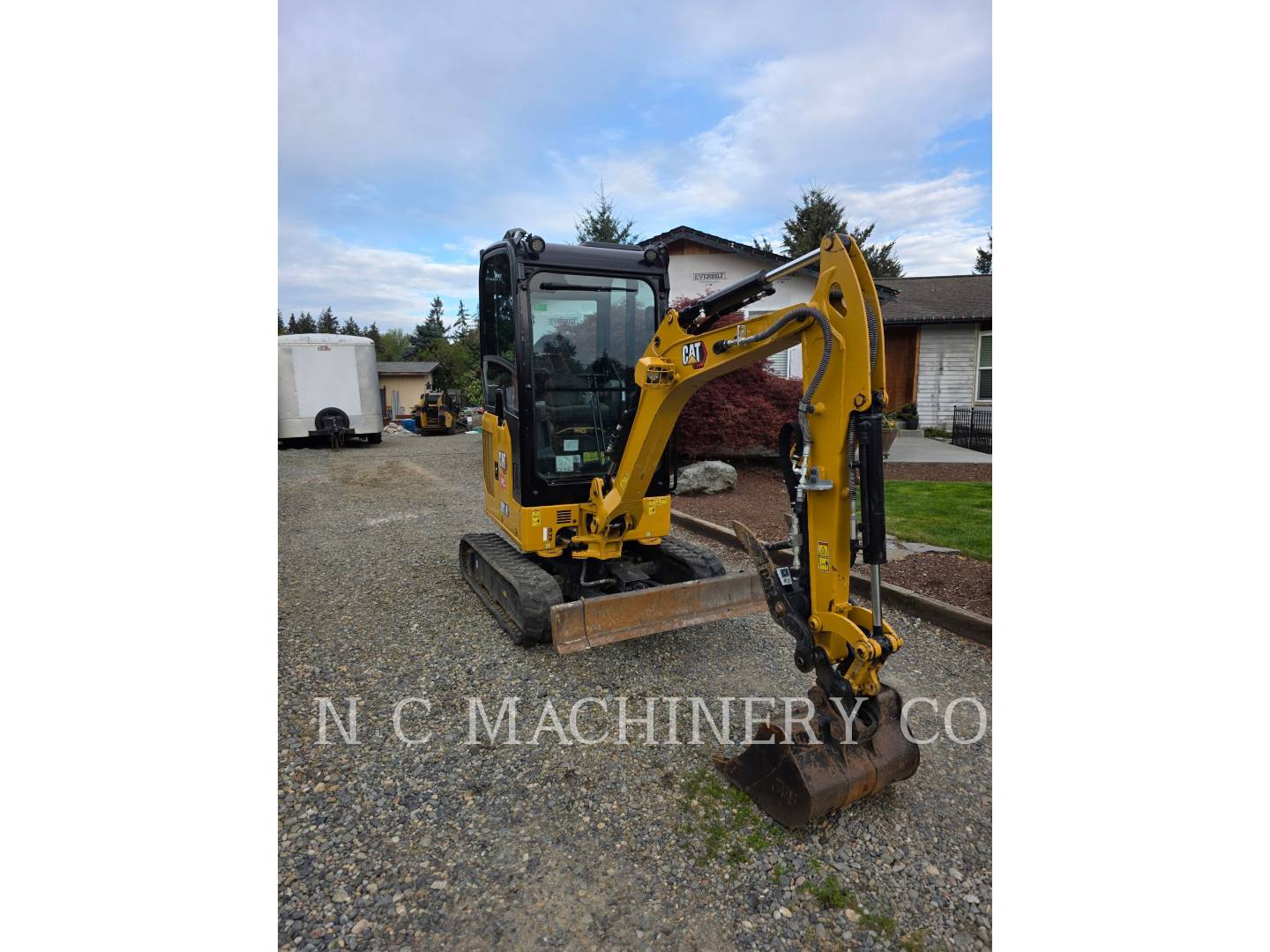 Caterpillar 301.8, 941 hours, S/N: H8X09609, 2023 - Image 2