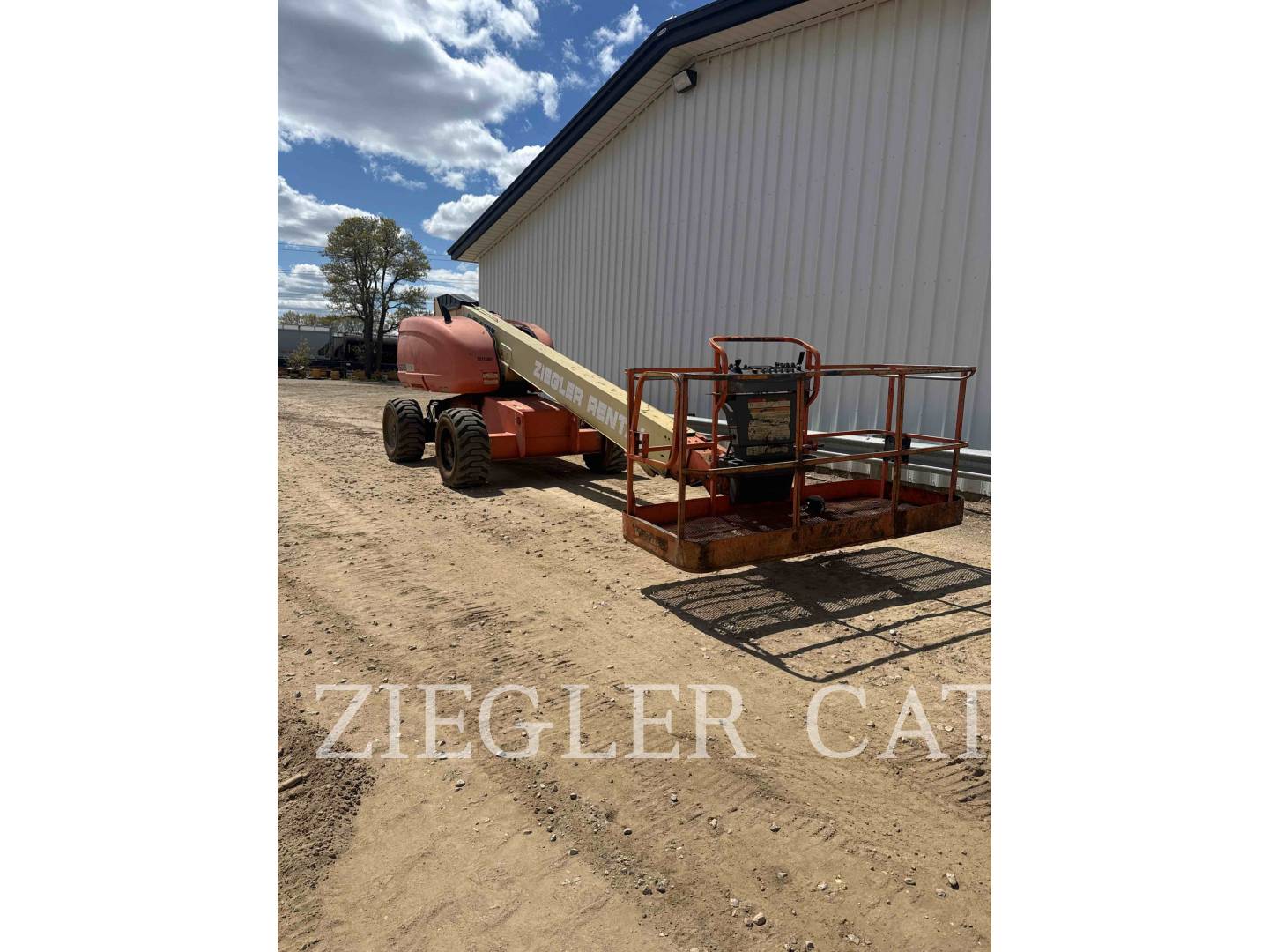 Jlg Industries, Inc. 600S, 6789 hours, S/N: 0300088246, 2005 - Image 2