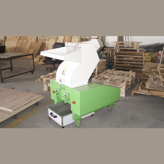 16" x 9" Kaifeng #PP400, Granulator, 10 HP, 12 Blades on Shaft - Image 4