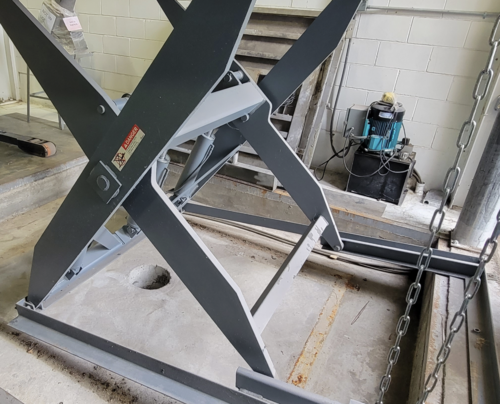 6 Ton, PentaLift, truck mounted lift, 12000 lb., 7.5 HP, 18.8 amps, 230 V., triple piston - Image 2
