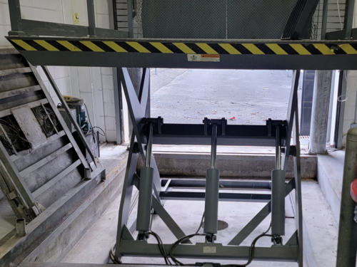 6 Ton, PentaLift, truck mounted lift, 12000 lb., 7.5 HP, 18.8 amps, 230 V., triple piston - Image 4
