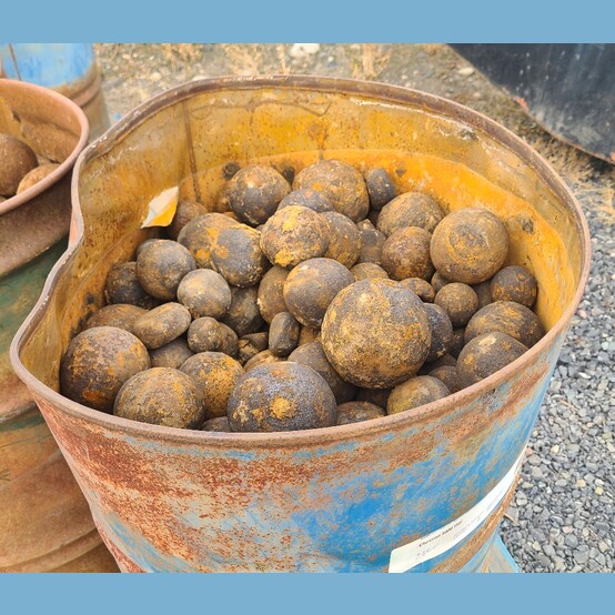 Grinding Media - Grinding Balls, 2"-4" diameter, 6 barrels - Image 5