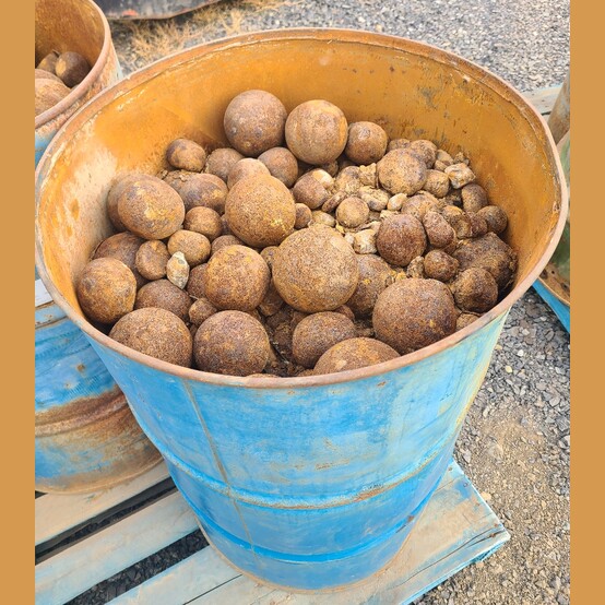 Grinding Media - Grinding Balls, 2"-4" diameter, 6 barrels - Image 6