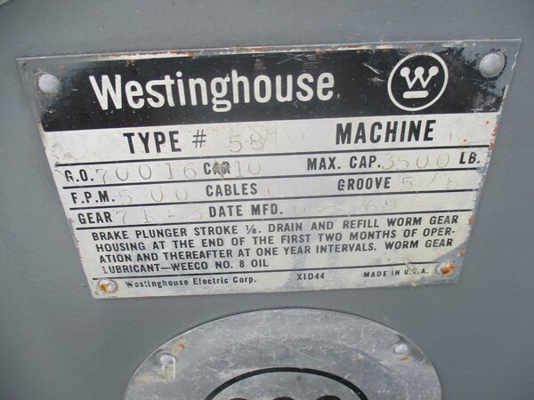 3500 Lb. Westinghouse / Reuland, geared overhead elevator traction machine - Image 3