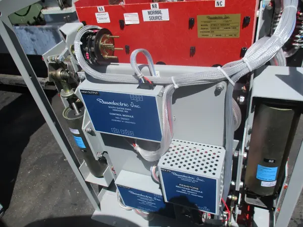 1600 Amp. Russelectric #RTBDCT-16003CEF, automatic transfer switch transfer switch, 480 Volts - Image 2