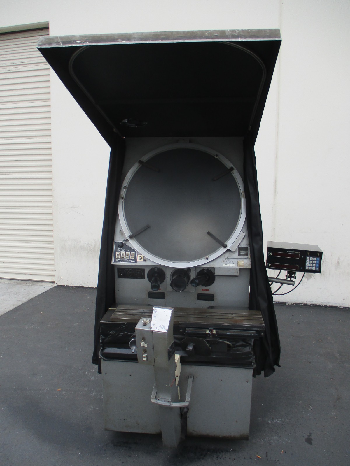 30" Scherr-Tumico #22-2500, CNC optical comparator, 500 lb. max work load, 6" focal plane - Image 1