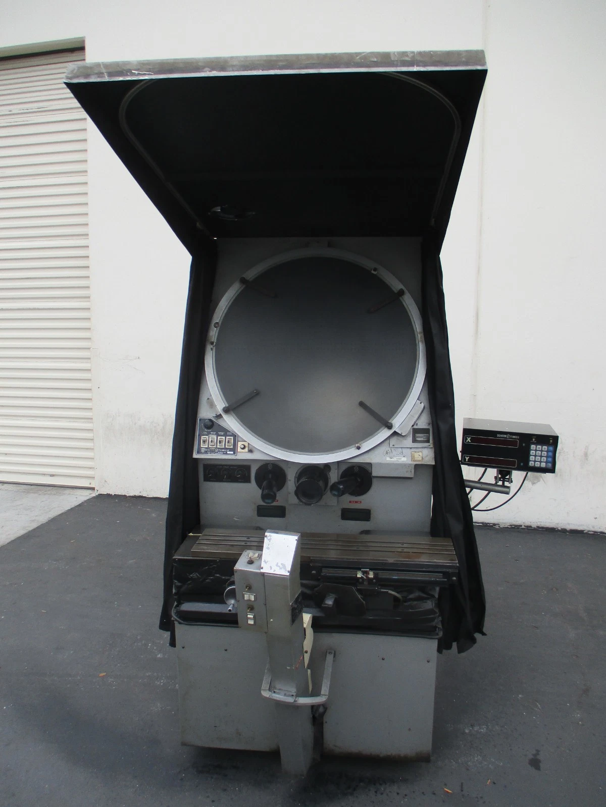 30" Scherr-Tumico #22-2500, CNC optical comparator, 500 lb. max work load, 6" focal plane - Image 1