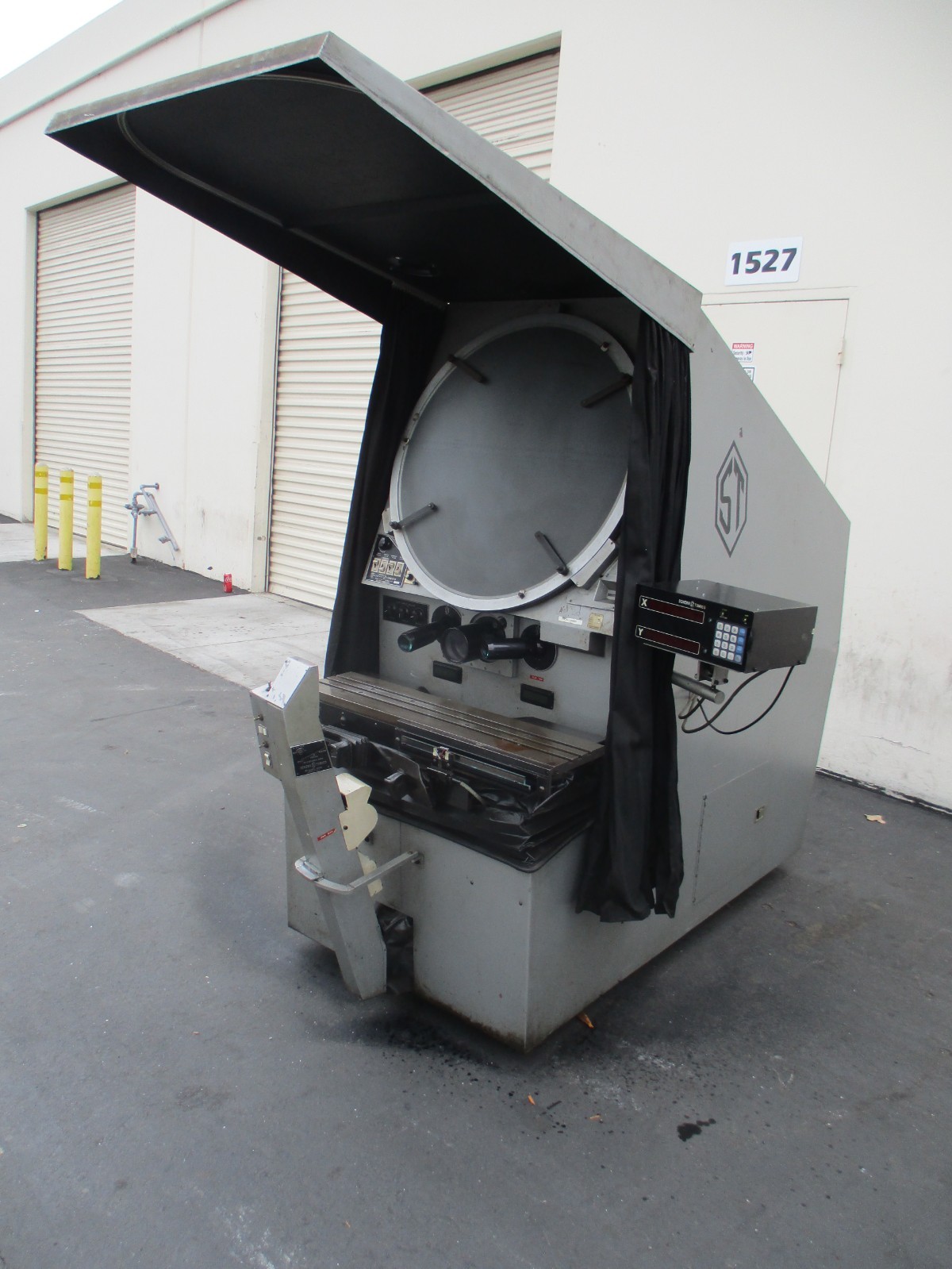 30" Scherr-Tumico #22-2500, CNC optical comparator, 500 lb. max work load, 6" focal plane - Image 3