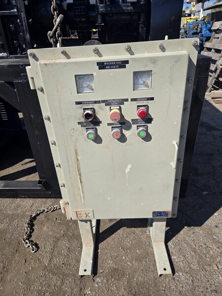 Kunjie, double shaft tire shredder, plastic / wood / cardboard recycling machine - Image 4