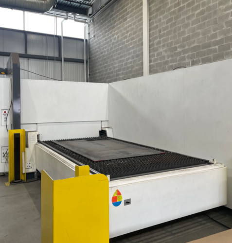 Bodor #P3015T6, Fiber Laser Cutter, 3000 watt, 60" x 120" sheet, water chiller, dust collector, transformer - Image 4