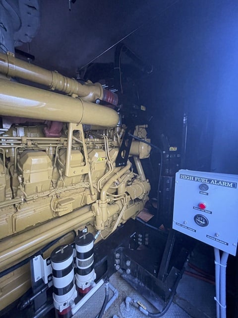 1825 KW Caterpillar #3516C, Diesel Generator, 2447 HP, 480 Volts, sound attenuated enclosure, Tier 2, 237 - Image 6