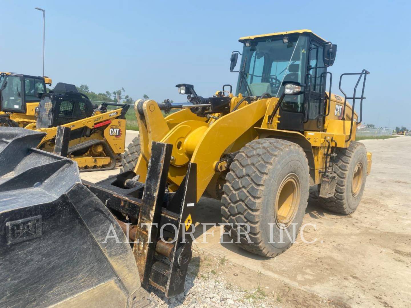 Cat 950GC, Wheel Loader, 1481 hours, S/N: M5T06421, 2023 - Image 1