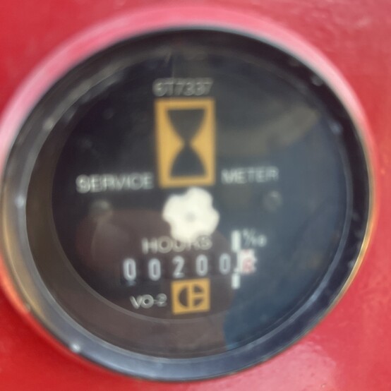 141 HP Caterpillar #3208, Diesel Engine, 2100 RPM, V8, 10.4L, 200 hours, fire pump engine - Image 4