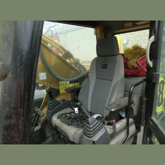 Caterpillar #349D2L, Crawler Excavator, 7,459 hours, 2019 - Image 8