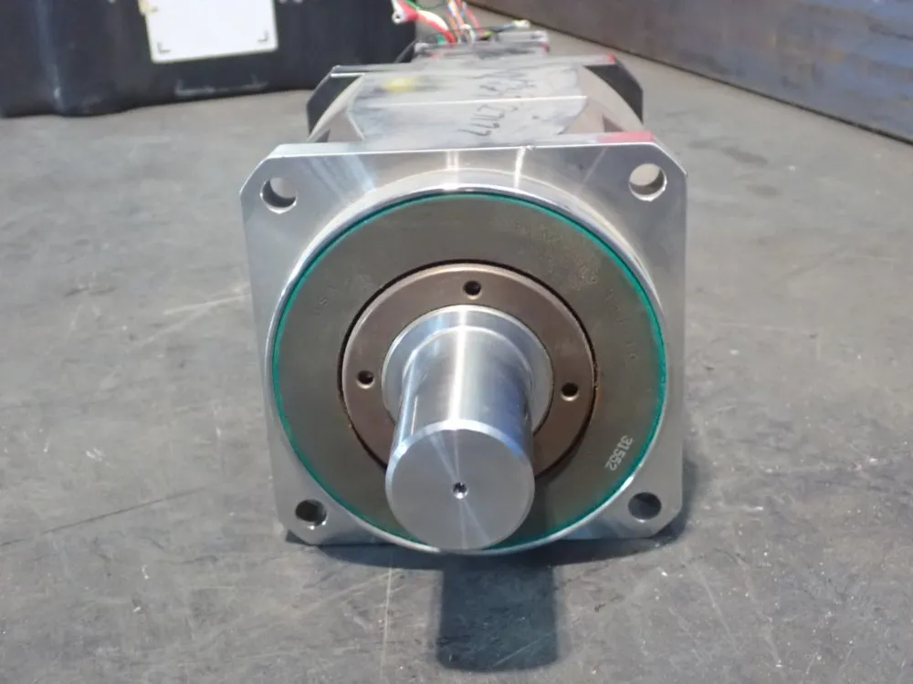 Parker #CMP1153P1E-201596, Gear Drive, 650 Volts - Image 3