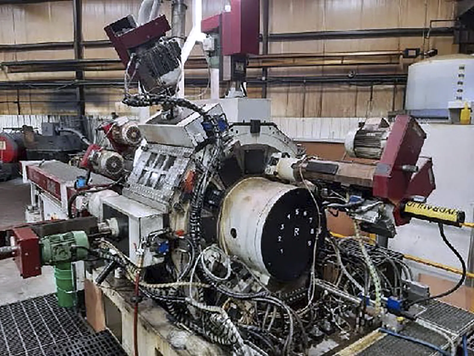 Hydromat #Epic-V12-51, CNC rotary transfer, 12 trunnion, Fanuc iH Pro Touch Control, 12' Hydromat barfeeder - Image 4