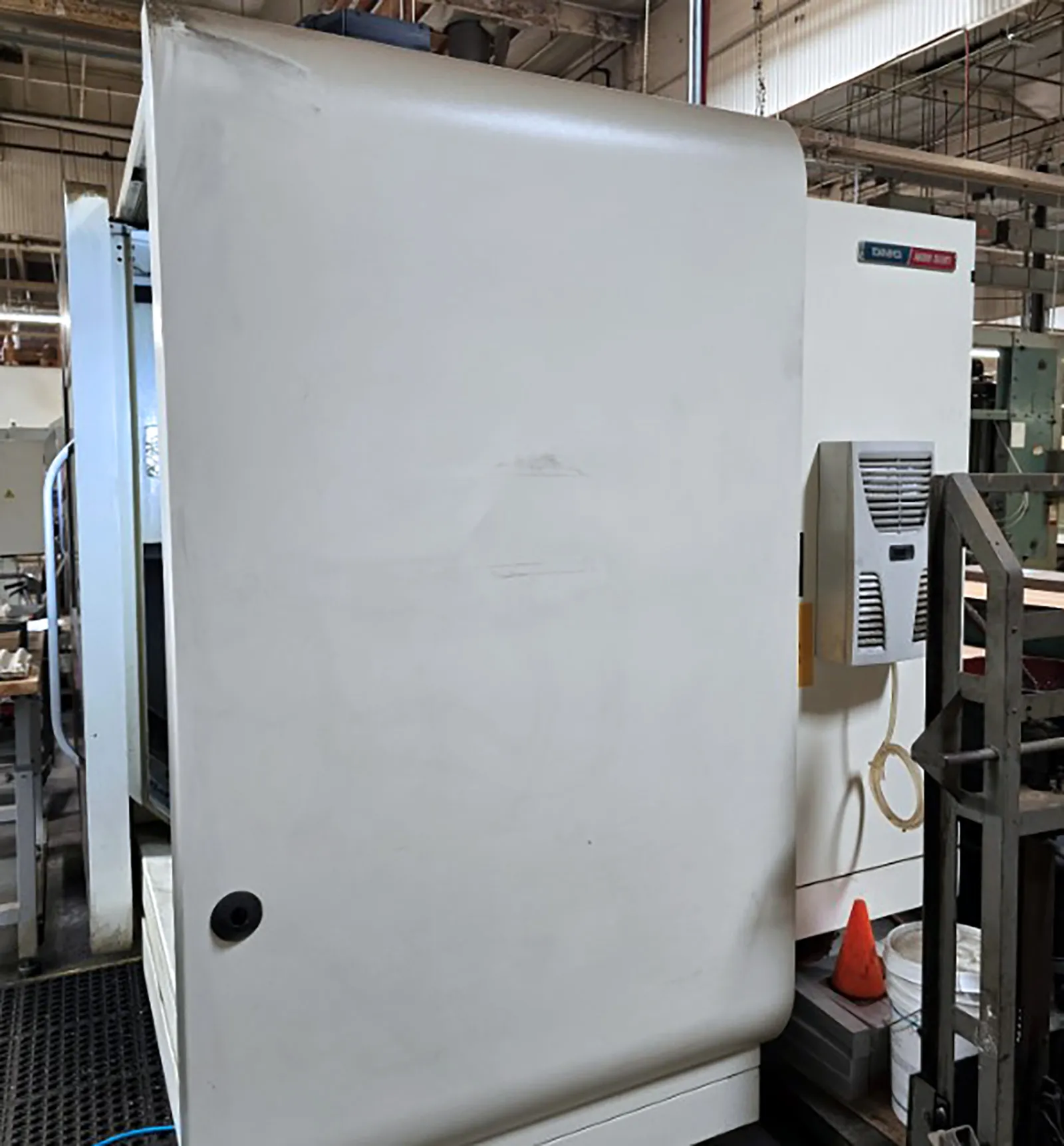 DMG, Mori #DMC1035V-ECO, CNC vertical machining center, 30 automatic tool changer, 40.7" X, 22" Y, 22" Z - Image 5