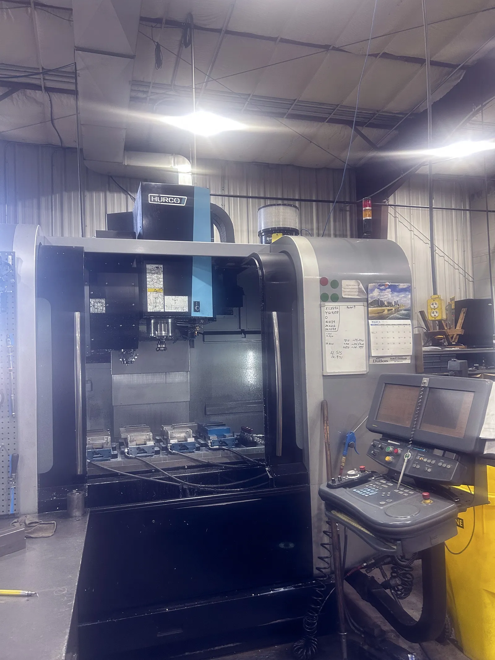 Hurco #VMX42, CNC vertical machining center, 24 automatic tool changer, 42" X, 24" Y, 24" Z, 12000 RPM, 24 - Image 2