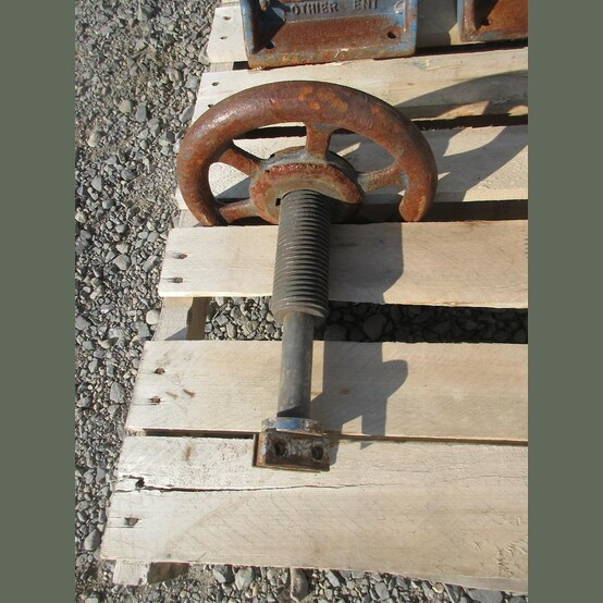 Core Splitter, Pothier, 5" x 2.5" cutting diameter, manual wheel (4 available) - Image 5