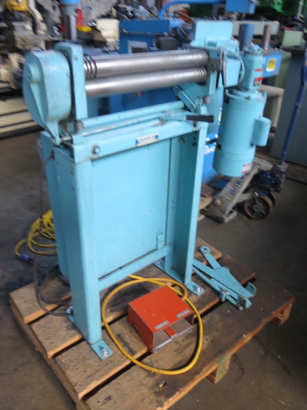 1.5' x 22 gauge Niagara #2-18, Power Bending Roll, 2" diameter rolls - Image 3