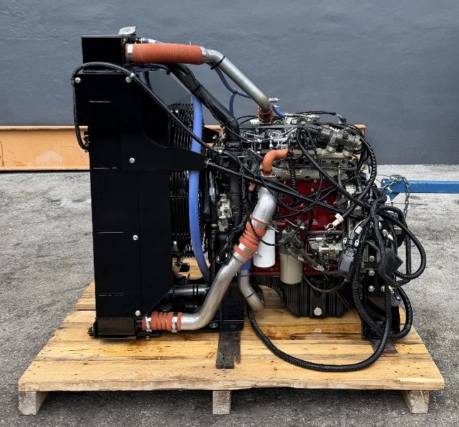 130 HP Cummins #QSF3.8, diesel engine, 2500 RPM, Tier 4 Final, surplus - Image 2